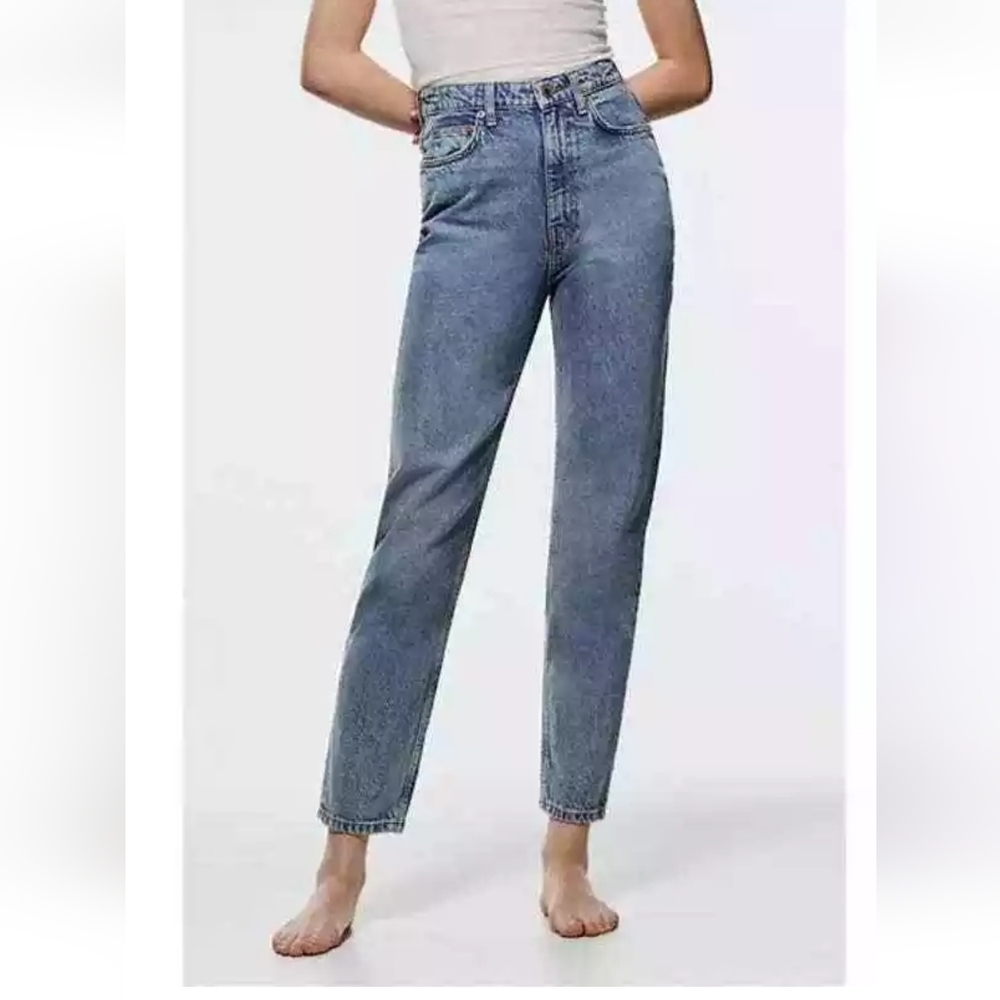 Zara Join Life Collection Tapered Mom Jeans High-Rise Blue Mid wash Denim size 4